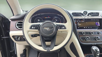 2023 Bentley Bentayga Azure V8 AWD
