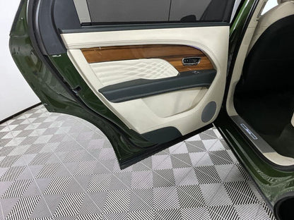 2023 Bentley Bentayga Azure V8 AWD