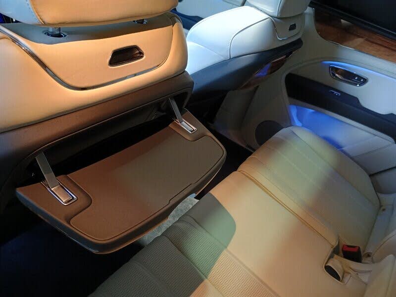 2023 Bentley Bentayga V8 AWD