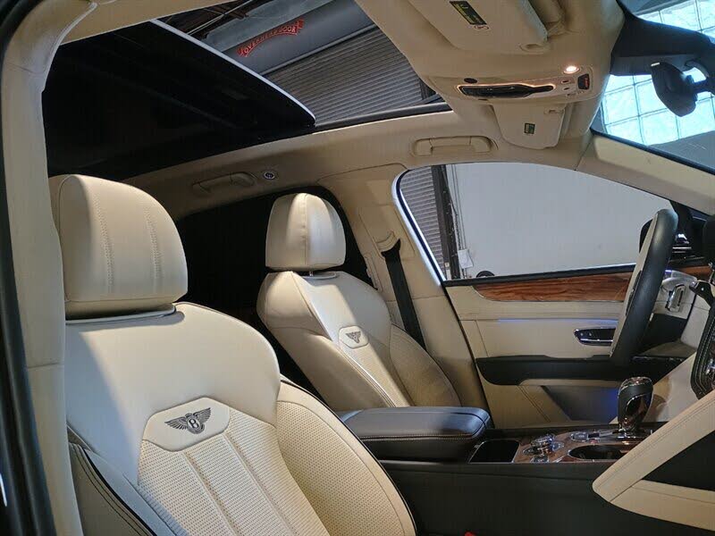2023 Bentley Bentayga V8 AWD