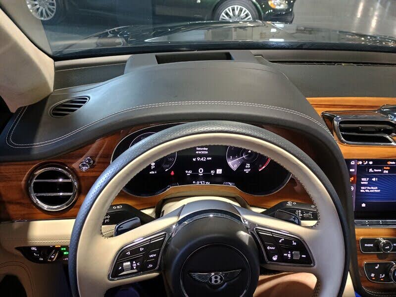 2023 Bentley Bentayga V8 AWD