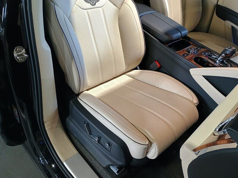 2023 Bentley Bentayga V8 AWD