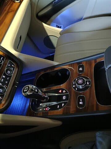 2023 Bentley Bentayga V8 AWD