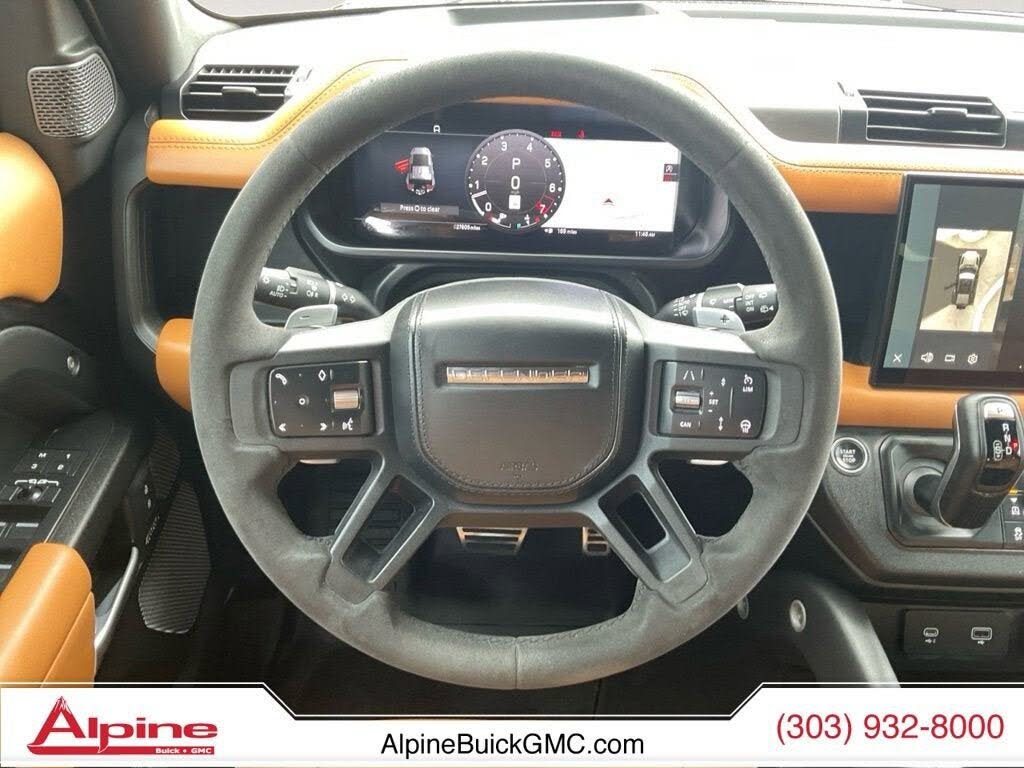2023 Land Rover Defender 110 V8 AWD