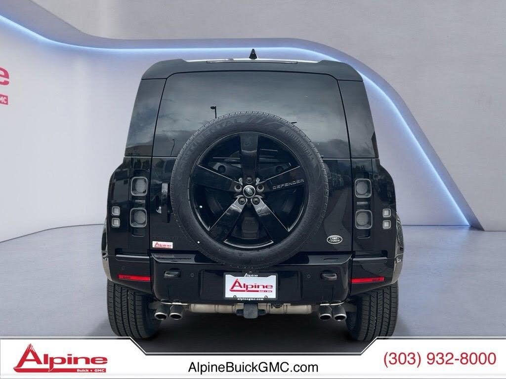 2023 Land Rover Defender 110 V8 AWD