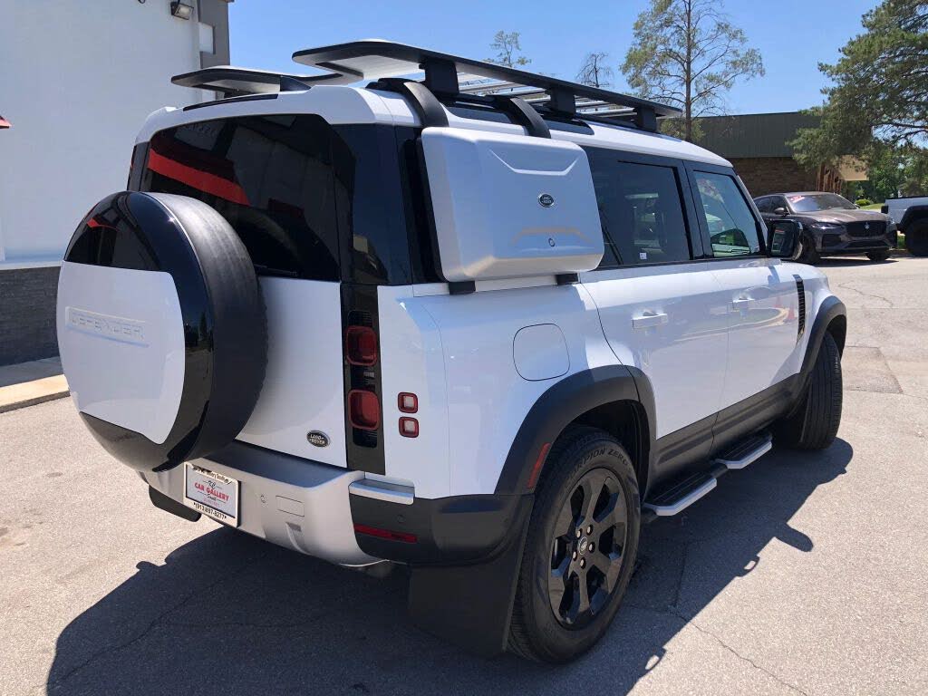2023 Land Rover Defender 110 SE AWD