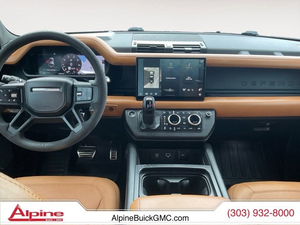 2023 Land Rover Defender 110 V8 AWD