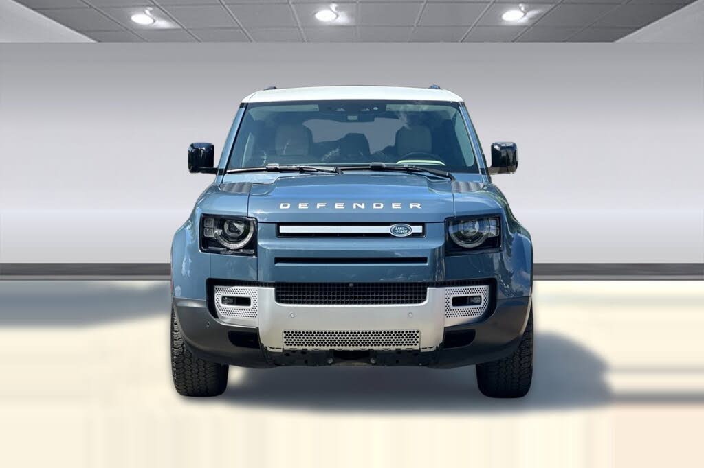 2023 Land Rover Defender 110 SE AWD