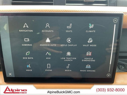 2023 Land Rover Defender 110 V8 AWD