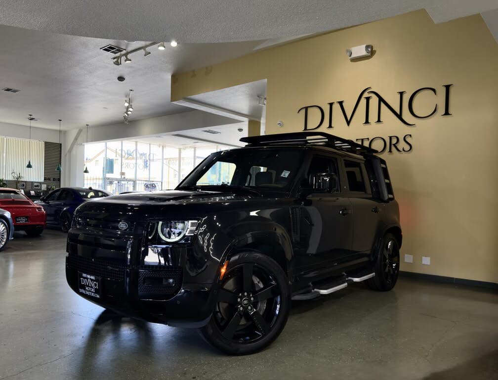 2023 Land Rover Defender 110 X-Dynamic SE AWD
