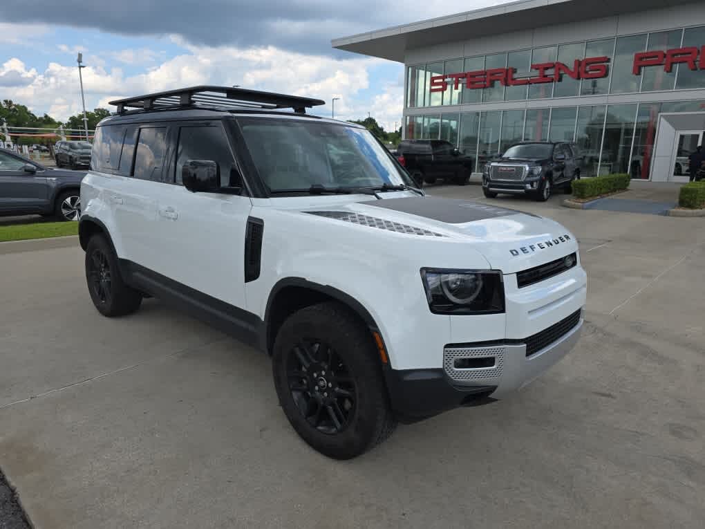 2023 Land Rover Defender 110 SE AWD