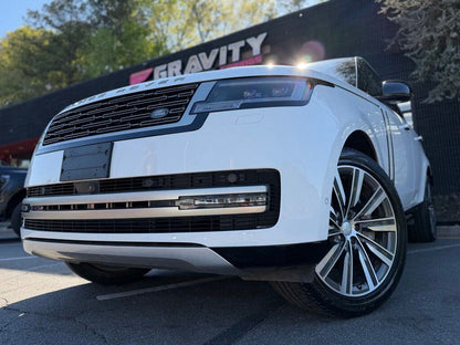 2023 Land Rover Range Rover P440e SE AWD