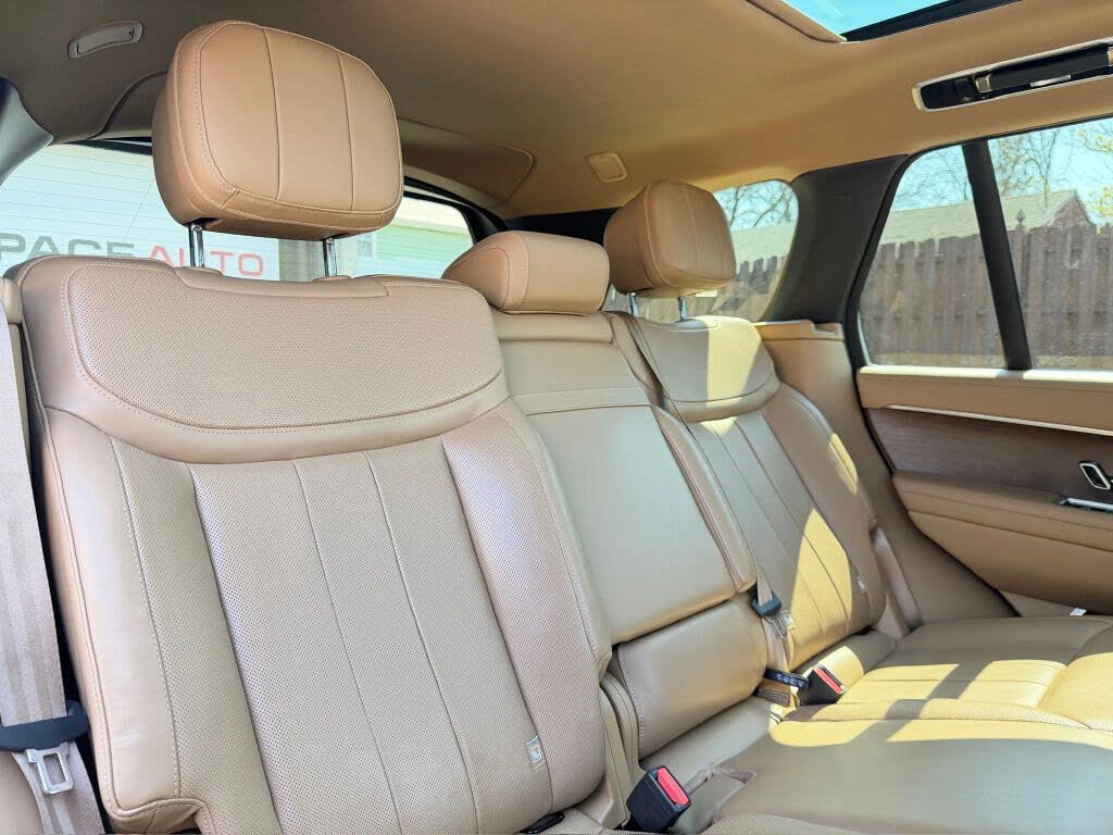 2023 Land Rover Range Rover P400 SE AWD