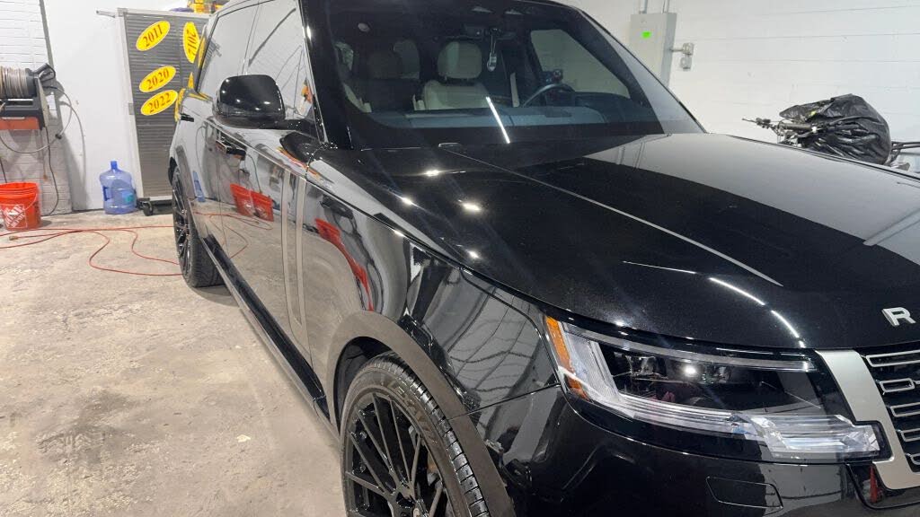 2023 Land Rover Range Rover P530 SE LWB AWD