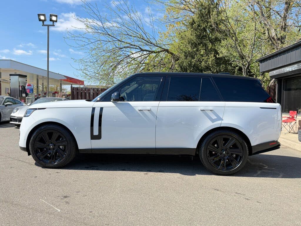 2023 Land Rover Range Rover P400 SE AWD