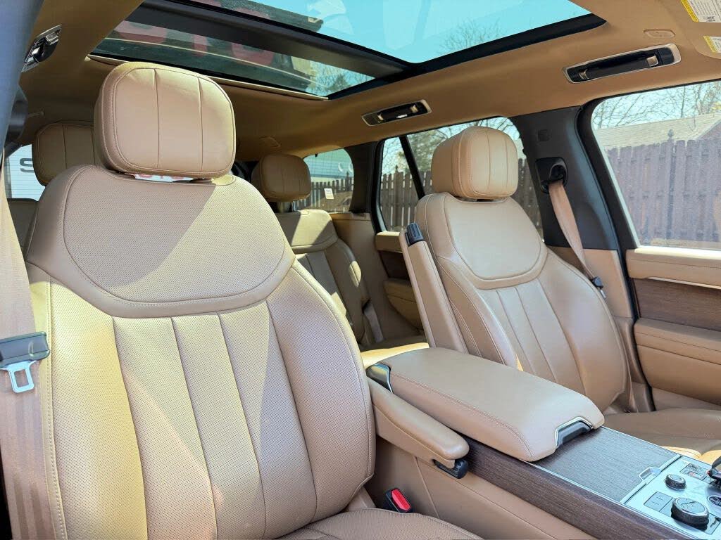 2023 Land Rover Range Rover P400 SE AWD