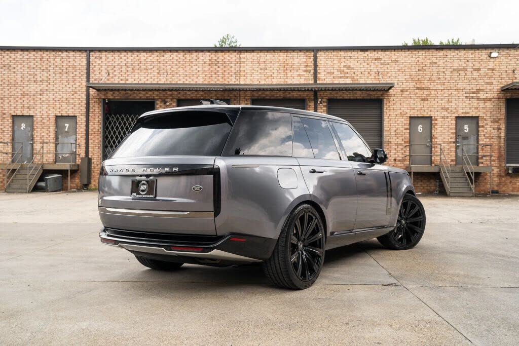 2023 Land Rover Range Rover P530 SE AWD