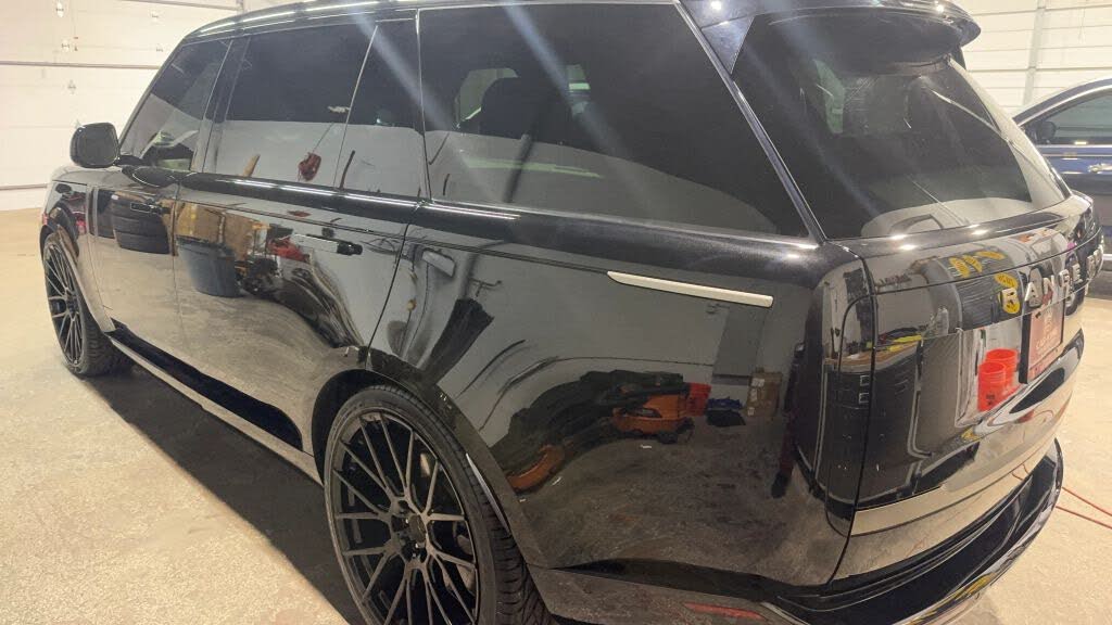 2023 Land Rover Range Rover P530 SE LWB AWD