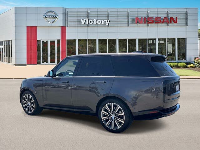 2023 Land Rover Range Rover P530 SE AWD
