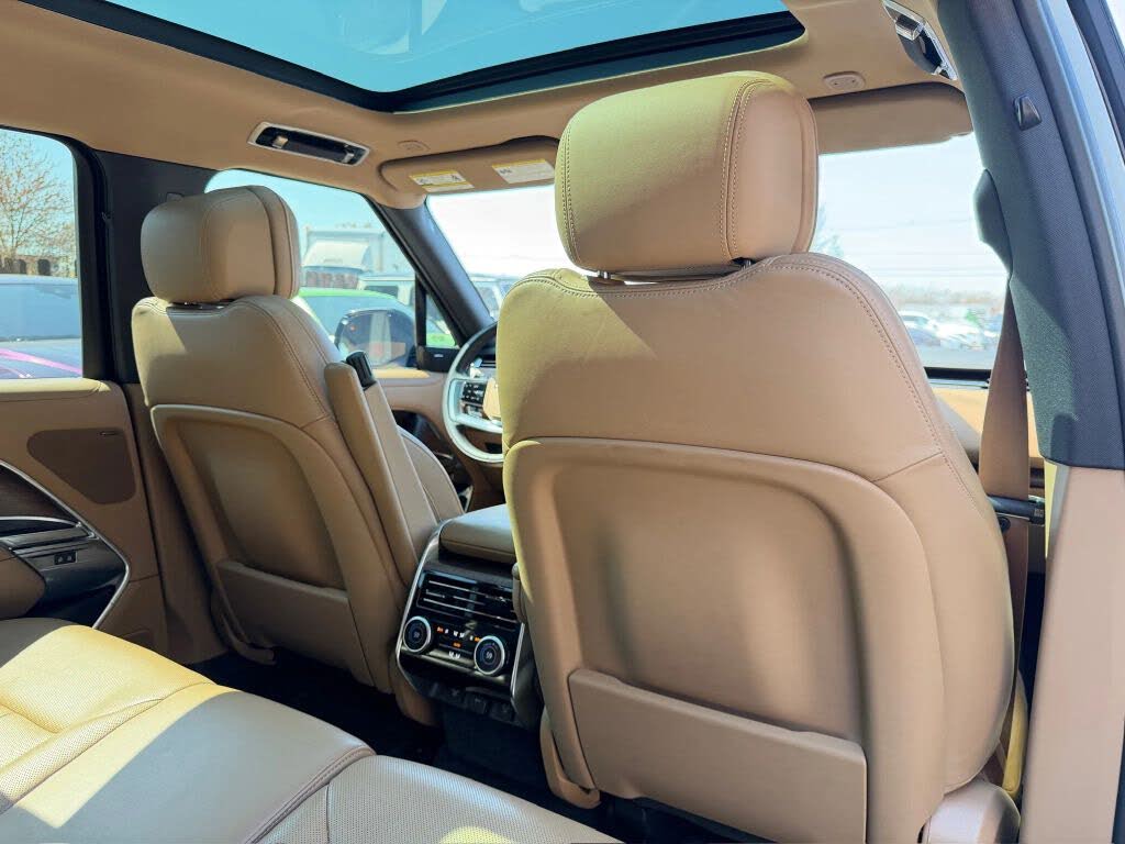 2023 Land Rover Range Rover P400 SE AWD
