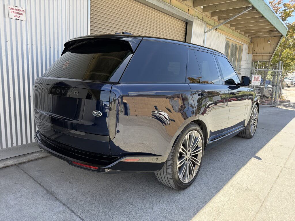 2023 Land Rover Range Rover P530 SE AWD