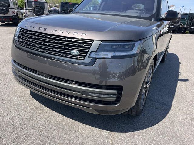 2023 Land Rover Range Rover P530 SE AWD