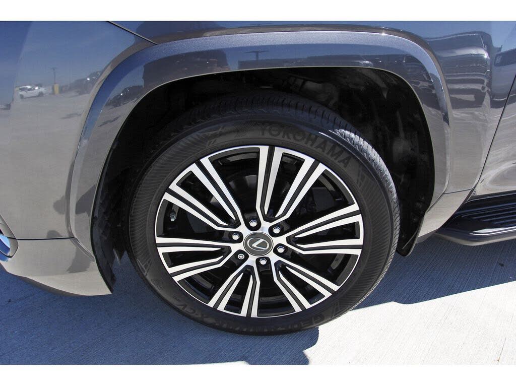 2023 Lexus LX 600 Luxury AWD