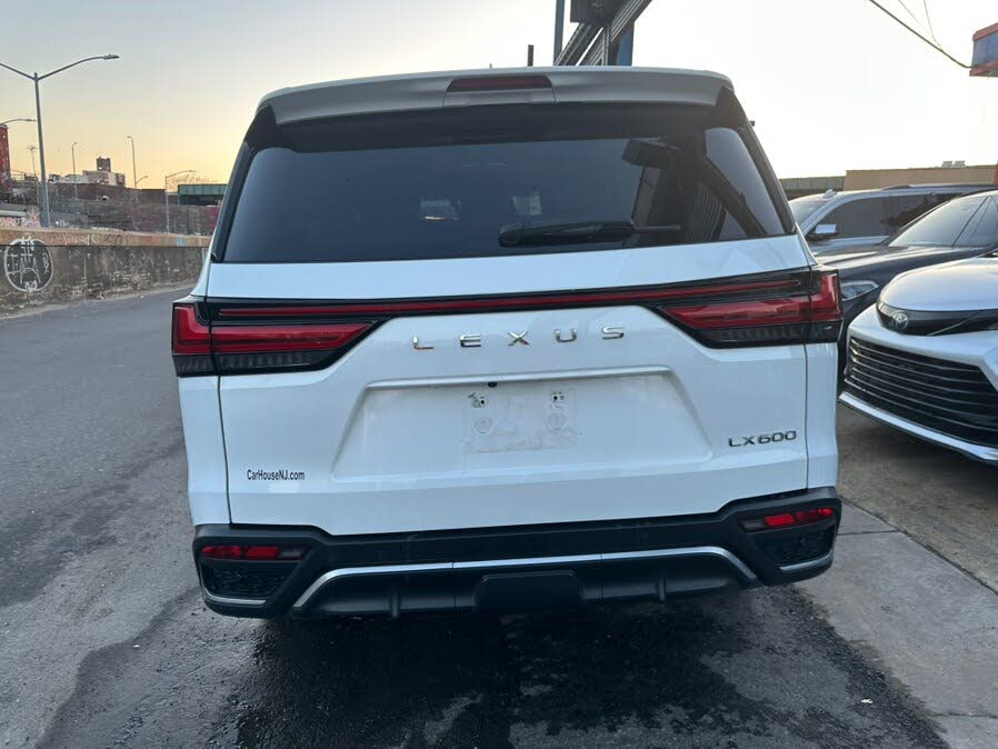 2023 Lexus LX 600 F Sport Handling AWD