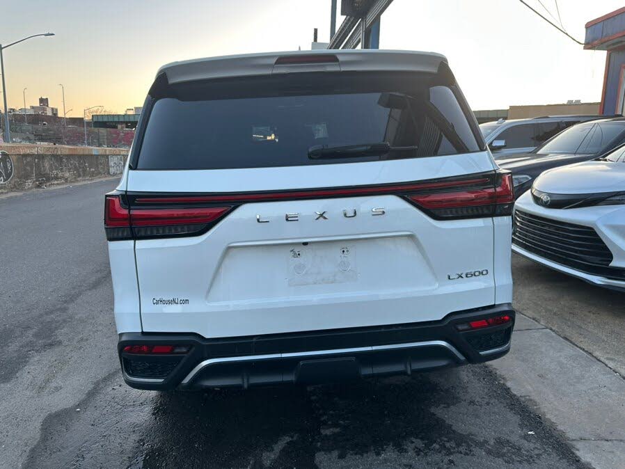 2023 Lexus LX 600 F Sport Handling AWD