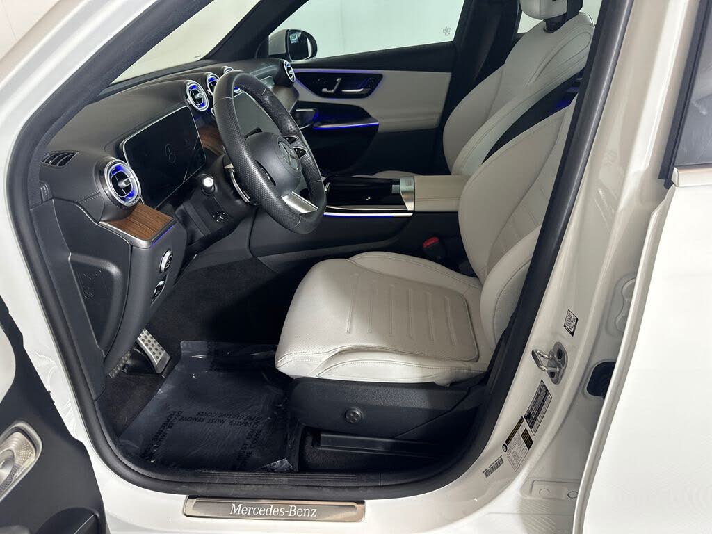 2023 Mercedes-Benz GLC 300 RWD