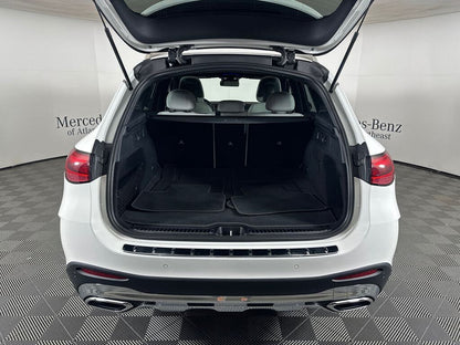 2023 Mercedes-Benz GLC 300 RWD