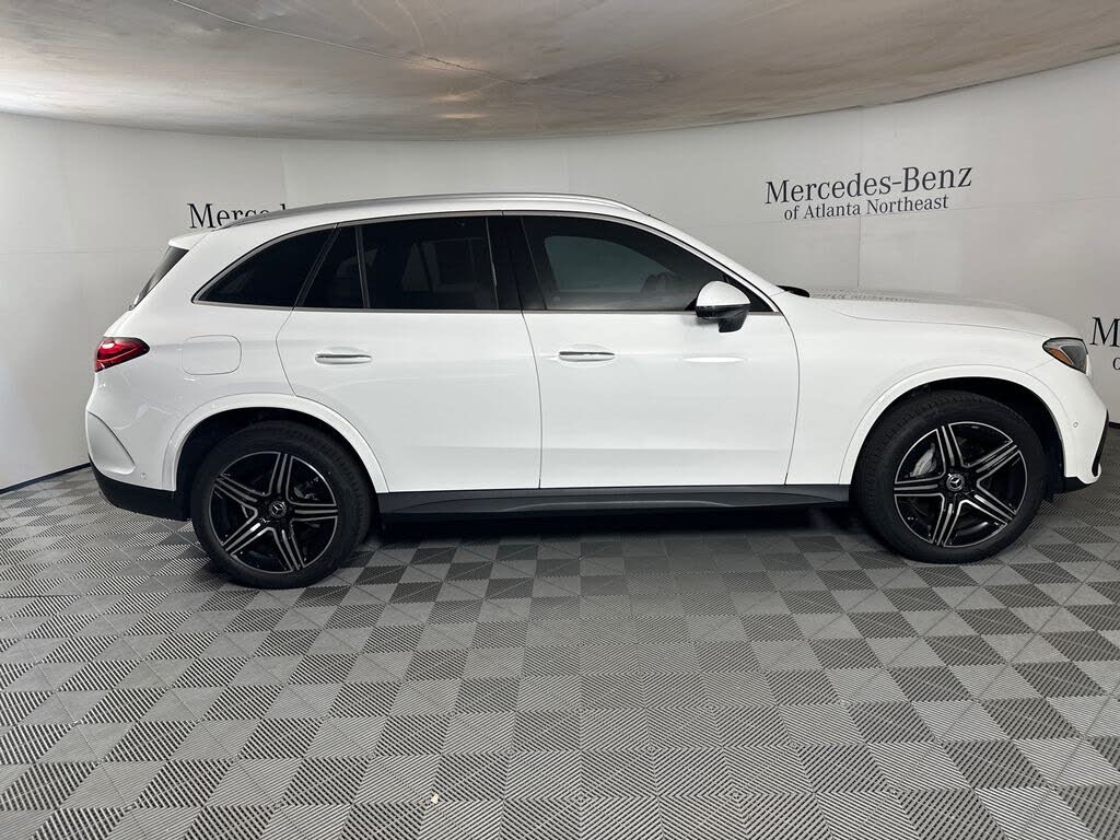 2023 Mercedes-Benz GLC 300 RWD