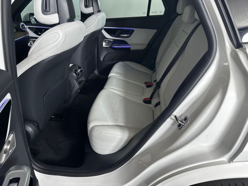2023 Mercedes-Benz GLC 300 RWD