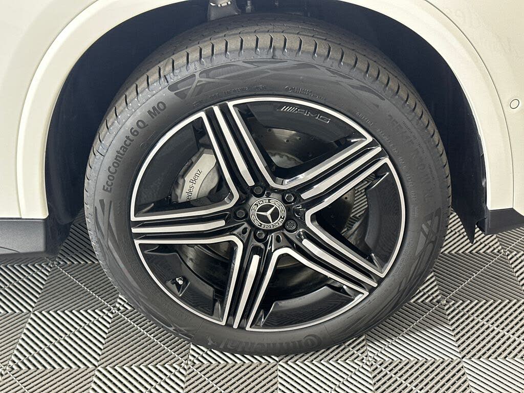 2023 Mercedes-Benz GLC 300 RWD