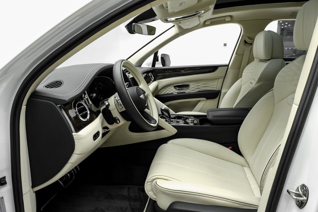 2024 Bentley Bentayga Azure V8 AWD