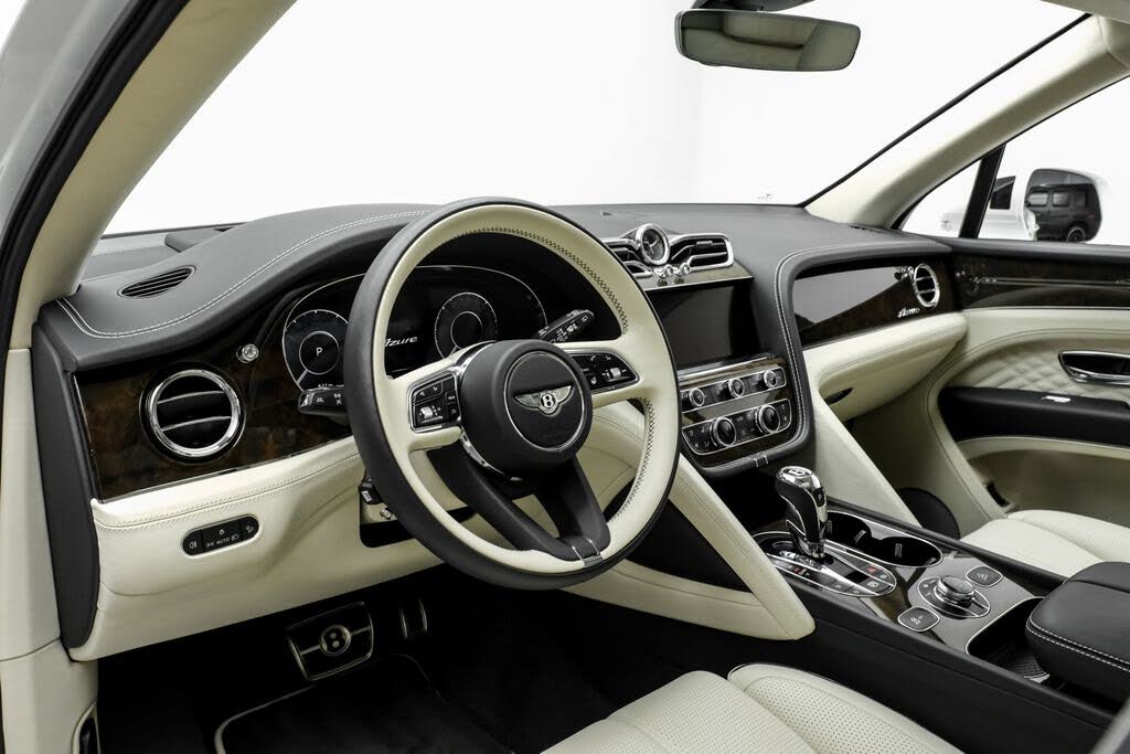 2024 Bentley Bentayga Azure V8 AWD