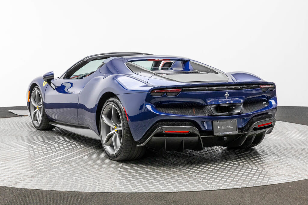 2024 Ferrari 296 GTS RWD