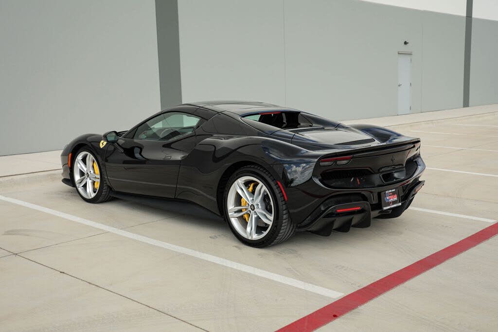 2024 Ferrari 296 GTS RWD