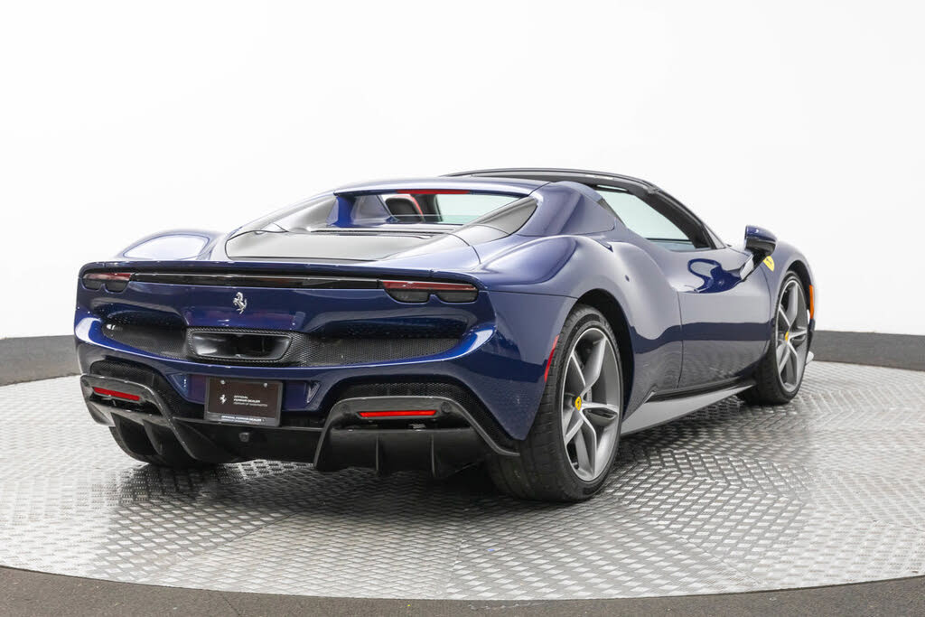 2024 Ferrari 296 GTS RWD