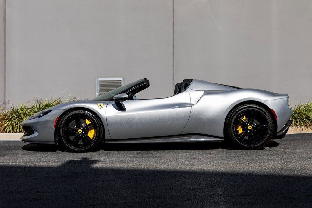2024 Ferrari 296 GTS RWD