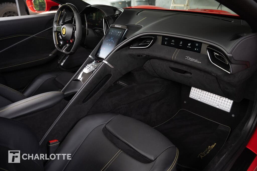 2024 Ferrari Roma Spider RWD