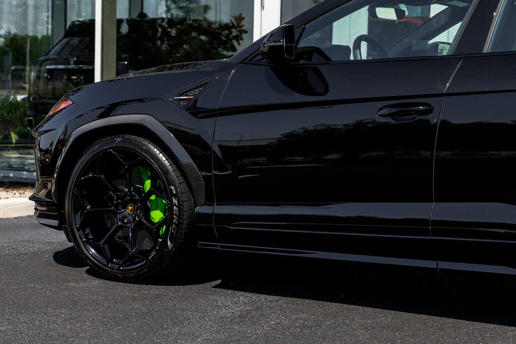 2024 Lamborghini Urus Performante AWD