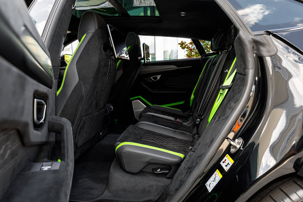 2024 Lamborghini Urus Performante AWD