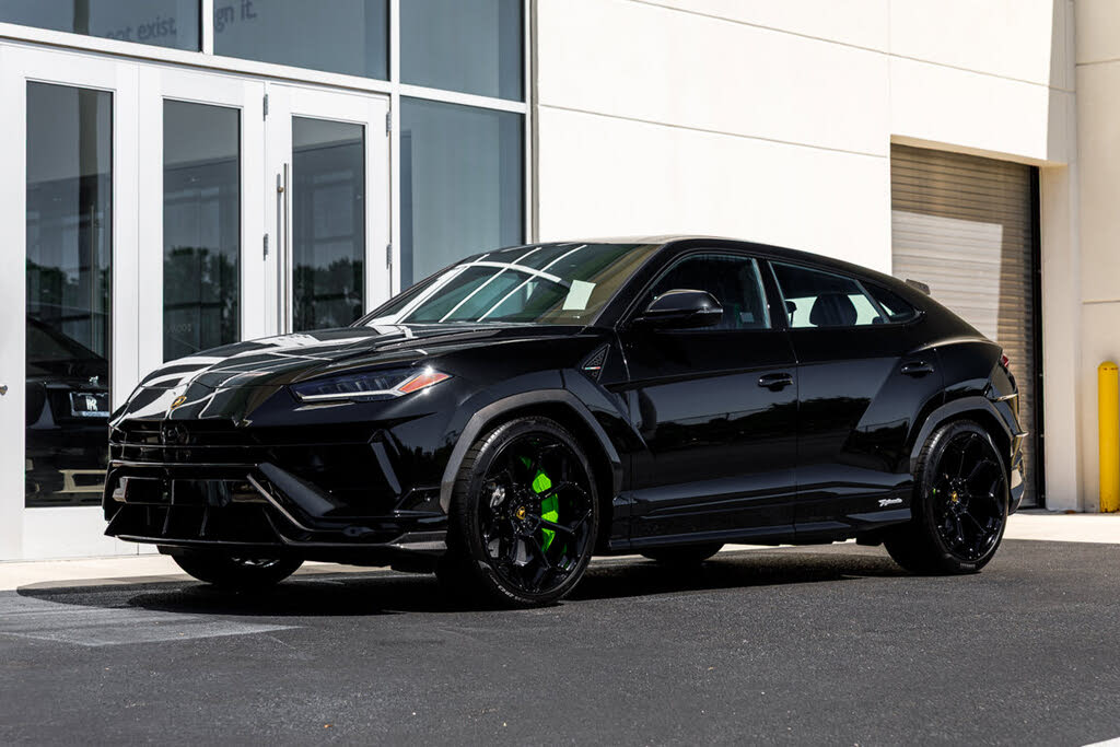 2024 Lamborghini Urus Performante AWD