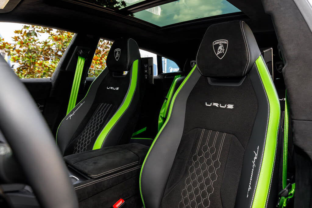 2024 Lamborghini Urus Performante AWD