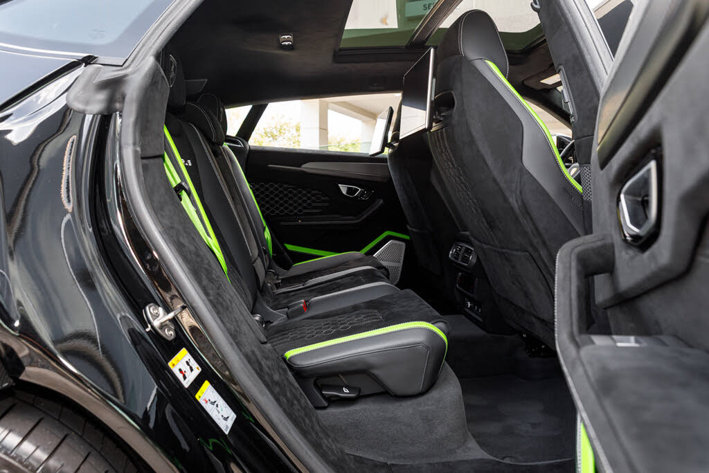 2024 Lamborghini Urus Performante AWD