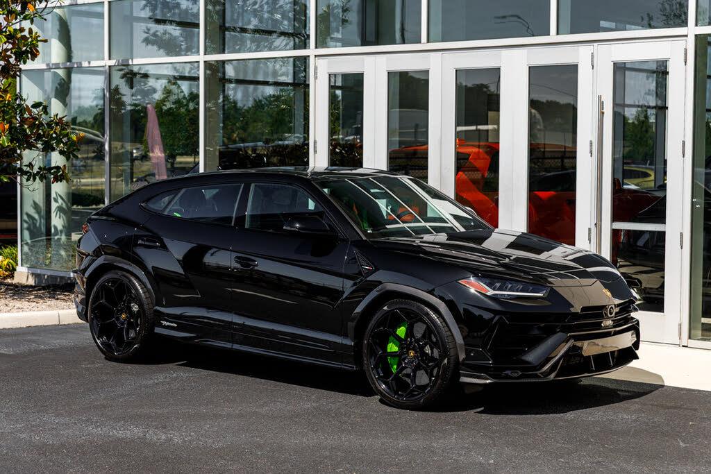 2024 Lamborghini Urus Performante AWD