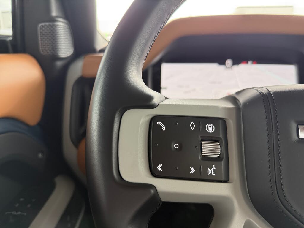 2024 Land Rover Defender 90 P300 S AWD