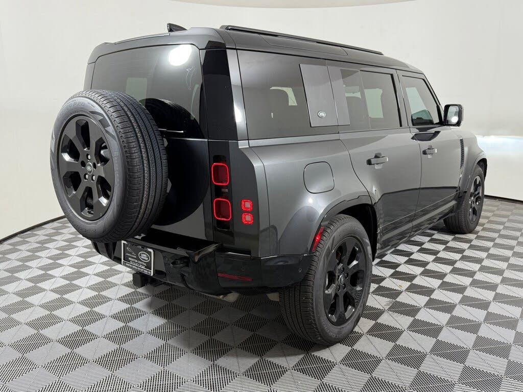 2024 Land Rover Defender 110 P400 X-Dynamic SE AWD