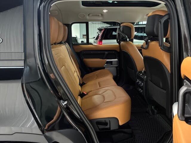 2024 Land Rover Defender 130 P300 S AWD